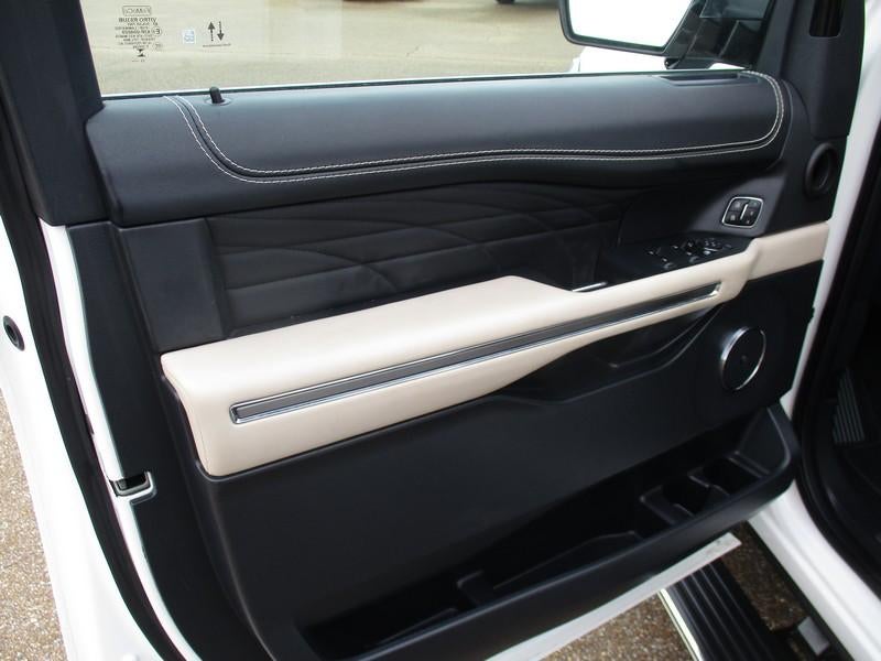 2024 Ford Expedition Platinum