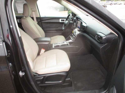 2021 Ford Explorer Base