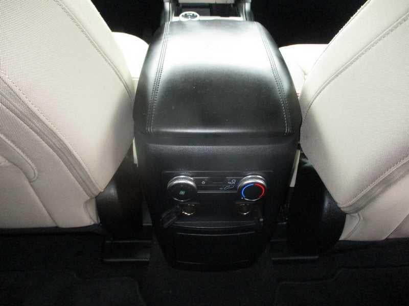 2021 Ford Explorer Base