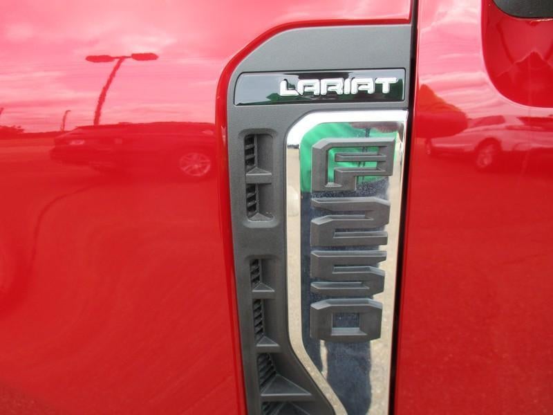 2024 Ford F-250 SD Lariat Crew Cab SWB 4WD