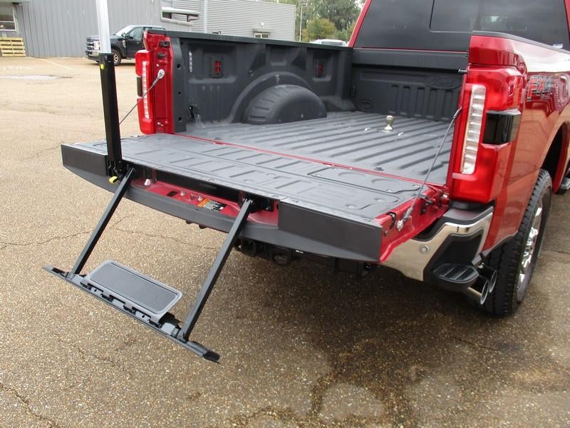 2024 Ford F-250 SD Lariat Crew Cab 4WD