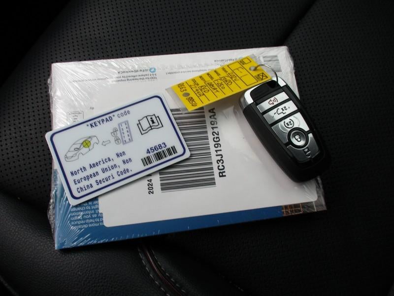 2024 Ford F-250 SD Lariat Crew Cab 4WD