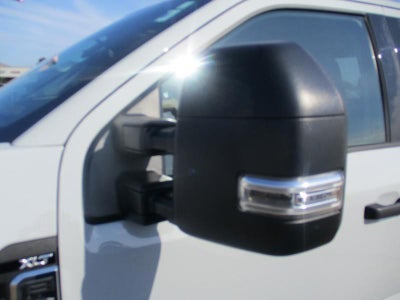 2025 Ford F-350 SD XLT Crew Cab SWB 4WD