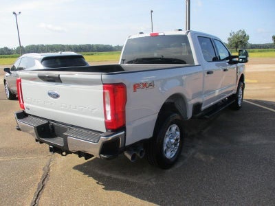 2025 Ford F-350 SD XLT Crew Cab SWB 4WD