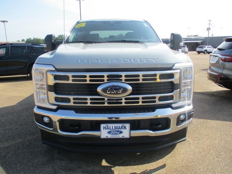 2025 Ford F-350 SD XLT Crew Cab SWB 4WD