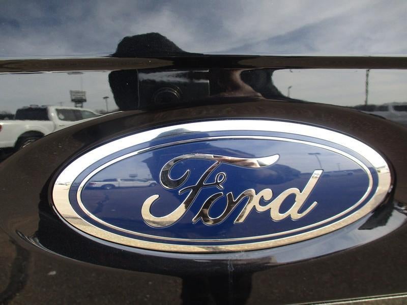 2023 Ford F-150 STX 4WD SuperCrew 5.5' Box