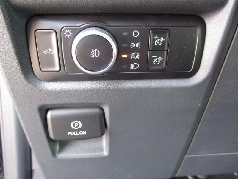 2023 Ford F-150 STX 4WD SuperCrew 5.5' Box