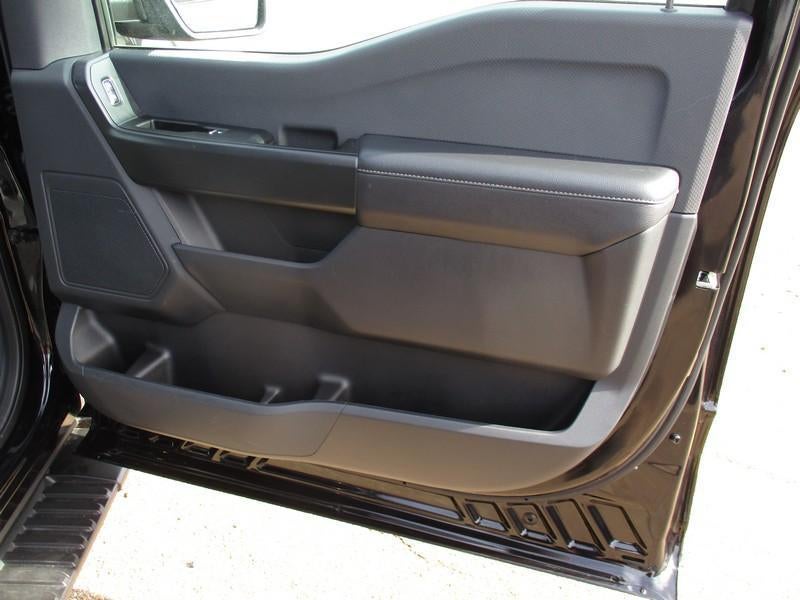 2023 Ford F-150 STX 4WD SuperCrew 5.5' Box