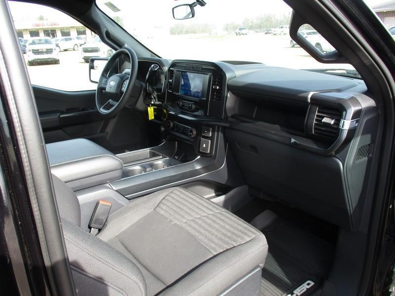 2023 Ford F-150 STX 4WD SuperCrew 5.5' Box