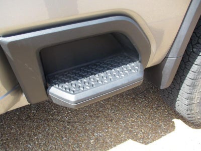 2025 Chevrolet Silverado 2500HD LT Crew Cab Long Box 4WD