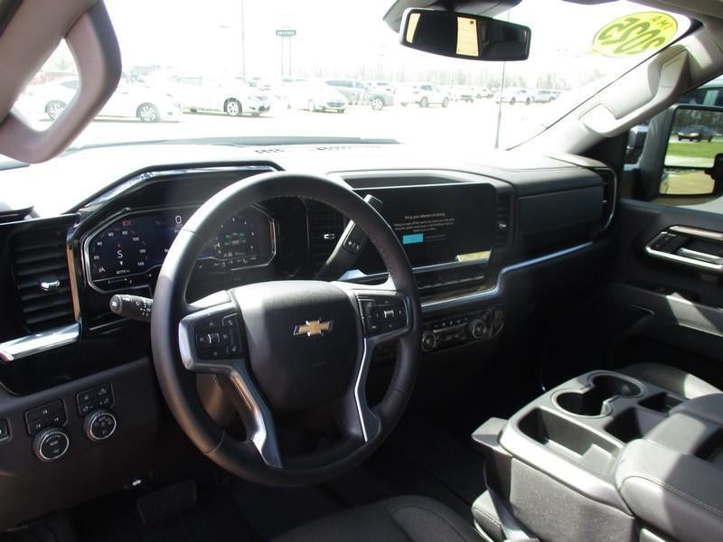 2025 Chevrolet Silverado 2500HD LT Crew Cab Long Box 4WD