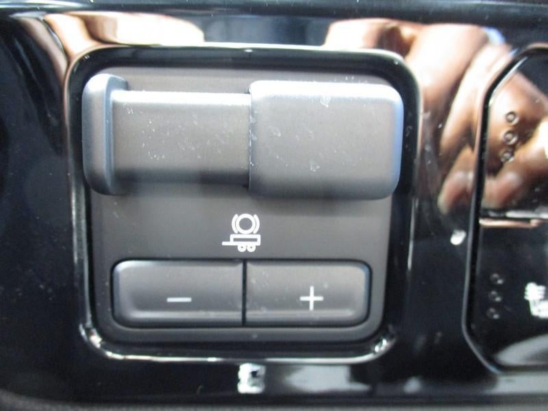 2025 Chevrolet Silverado 2500HD LT Crew Cab Long Box 4WD