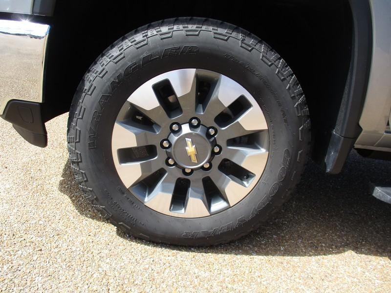 2025 Chevrolet Silverado 2500HD LT Crew Cab Long Box 4WD