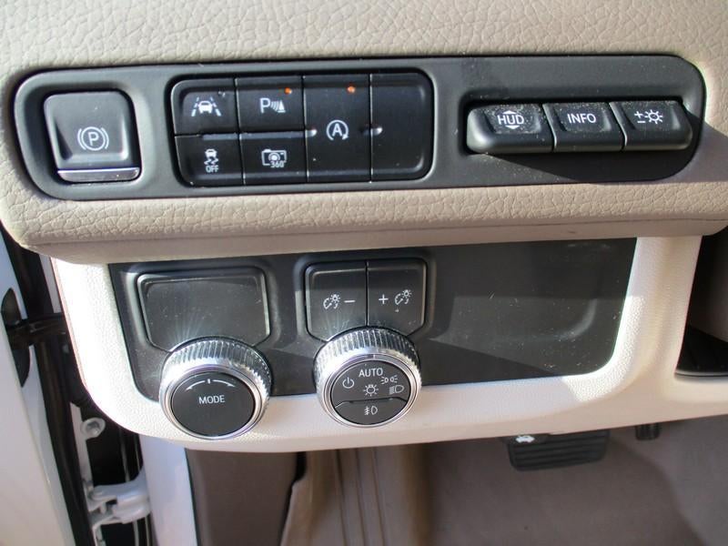 2024 GMC Yukon XL Denali 2WD