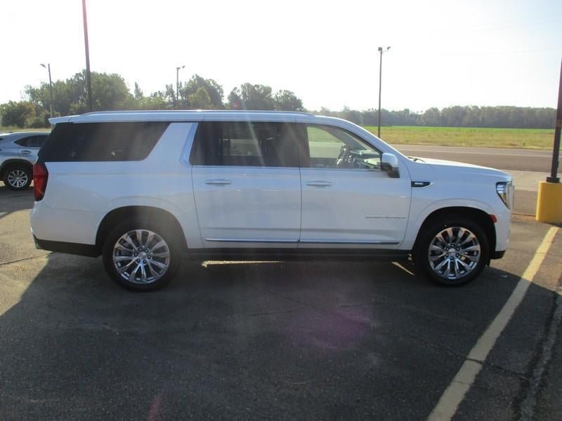 2024 GMC Yukon XL Denali 2WD