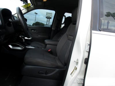 2022 Nissan Frontier S Crew Cab 2WD