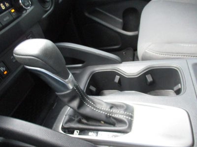 2022 Nissan Frontier S Crew Cab 2WD