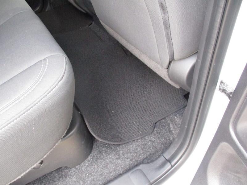 2022 Nissan Frontier S Crew Cab 2WD