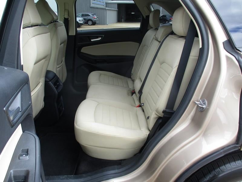 2020 Ford Edge SE FWD