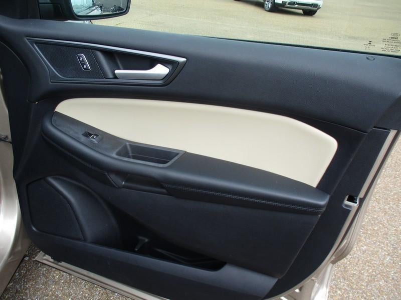 2020 Ford Edge SE FWD