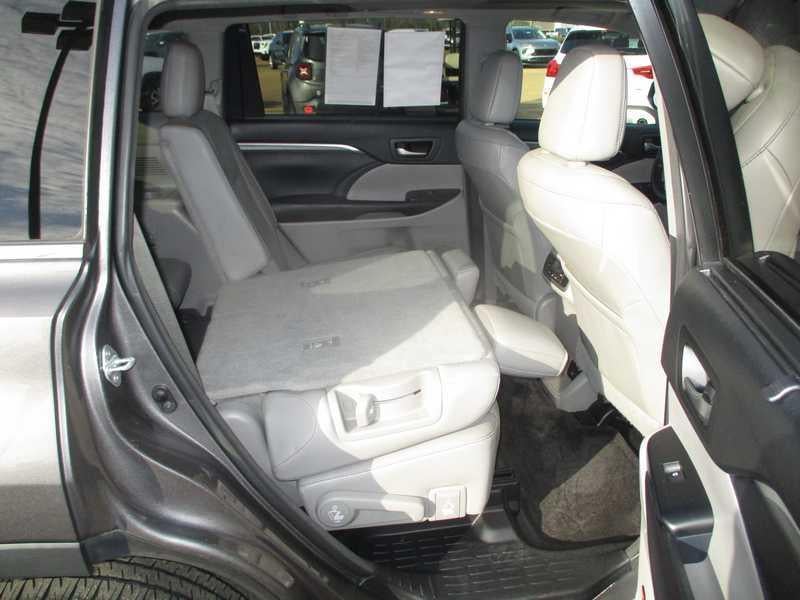 2017 Toyota Highlander Limited AWD V6