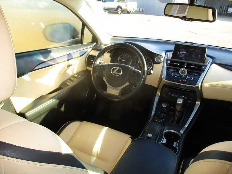 2017 Lexus NX 200t FWD